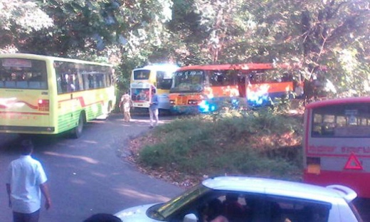  Charmadi Ghat traffic chaos and fights galore